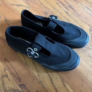 Vans Black Canvas Flats Versatile Everyday Loafers